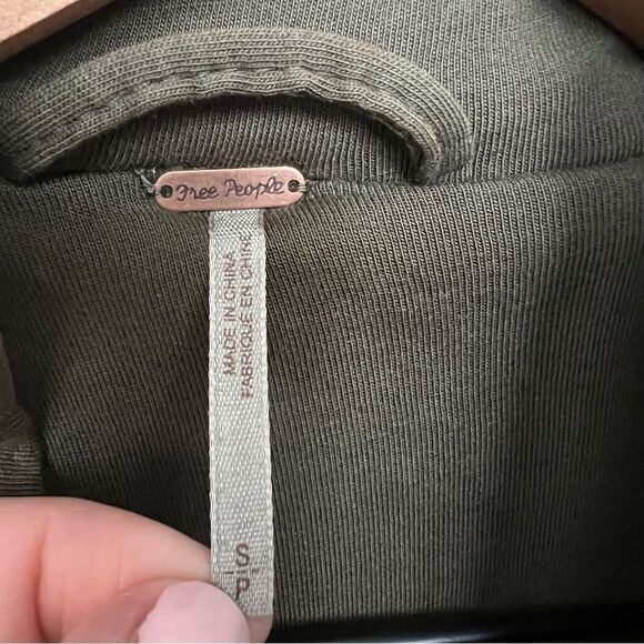 Free People Tawny Pillow Puffer Jacket Coat Washed Green Oversized Size Small - Picture 5 of 11